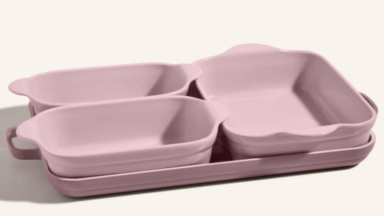 Aldi-myymälöissä on nyt saatavilla täydelliset keraamiset leivontamuotit, joiden avulla voit löytää uudelleen ilon uunin käytöstä ja monenlaisten ruokien valmistamisesta.