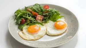 Miksi lisätä etikkaa pannulle munia paistaessa ja mihin sitä tarvitaan?