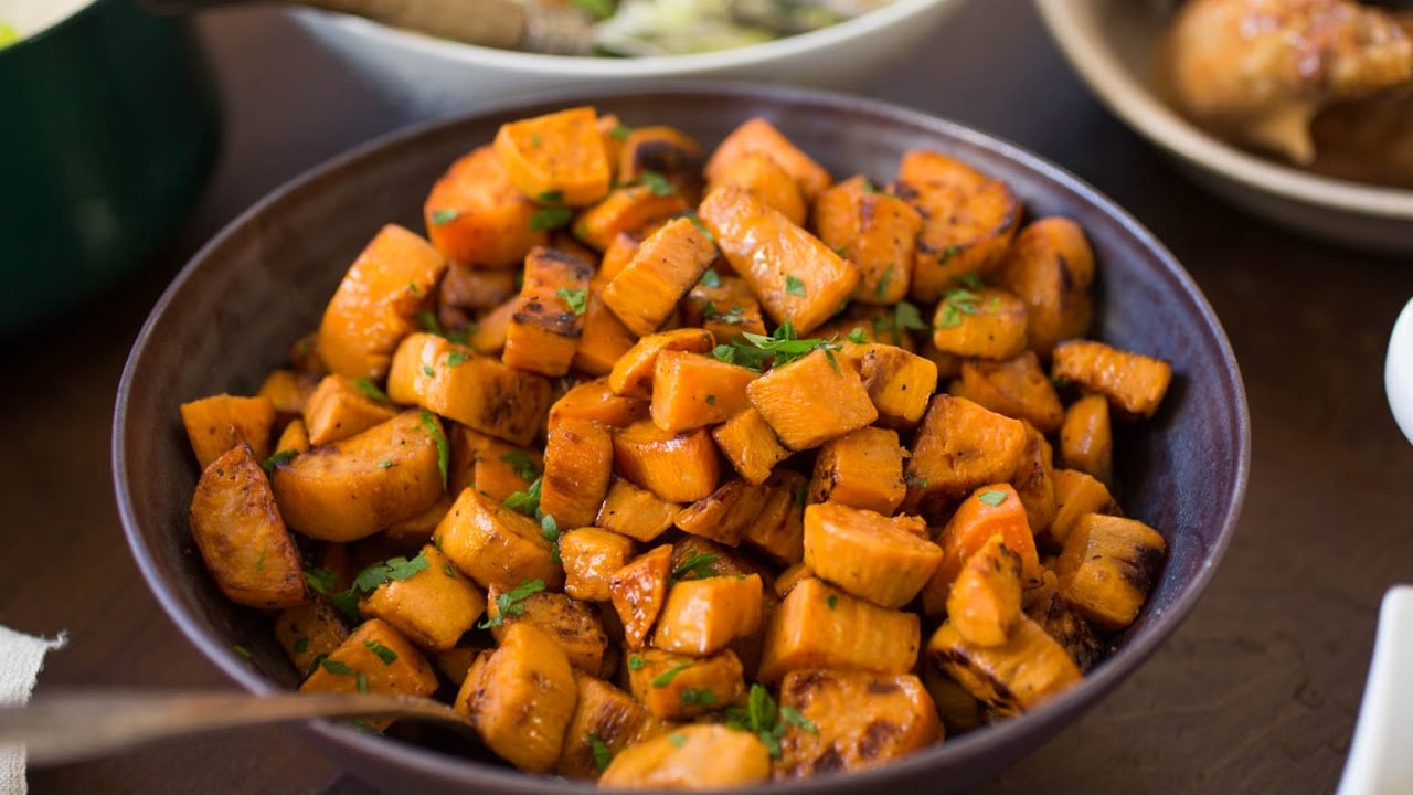 Ei paistettu eikä uunissa paistettu: miten makea peruna valmistetaan parhaiten, jotta sen ravintoaineet säilyvät mahdollisimman hyvin?