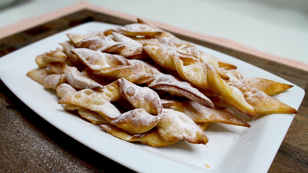 Valmistan herkullisia ja rapeita enkelinsiipiä vain kahdesta ainesosasta. Ne ovat maukkaampia kuin kaupasta ostetut.