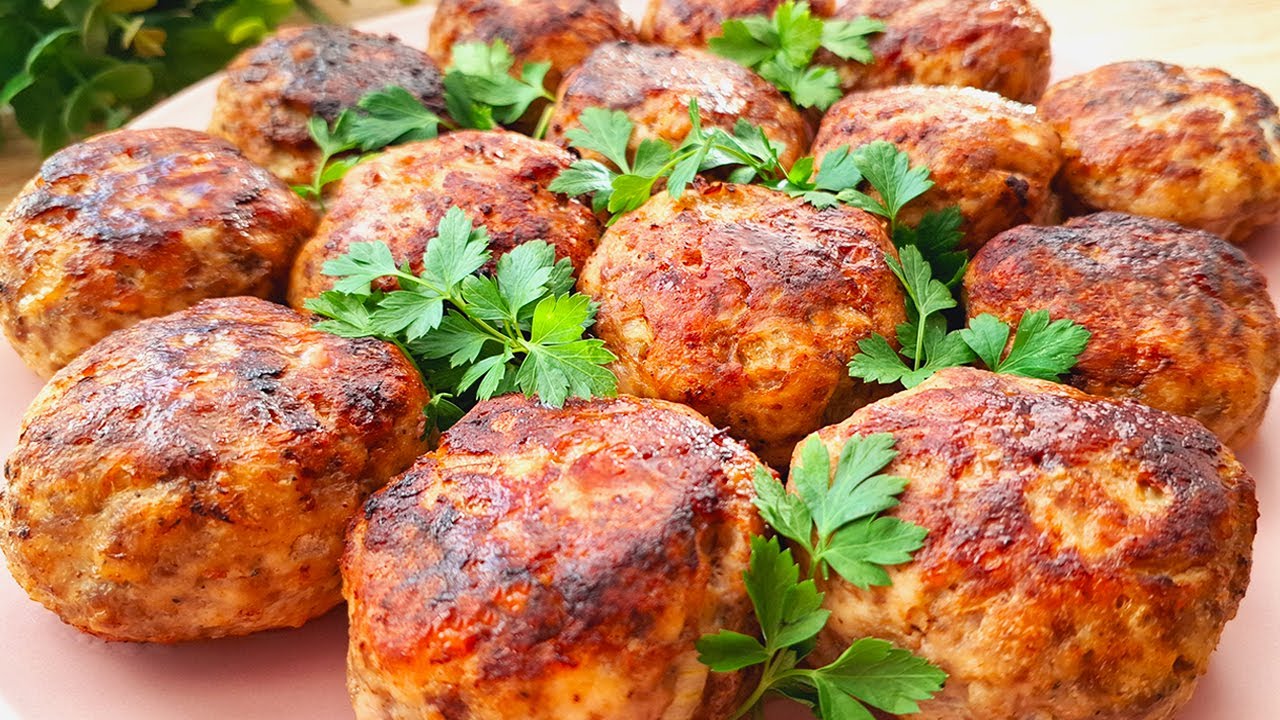 Ei tomaattikastiketta eikä leivänmuruja: jotta lihapullat eivät kuivu, on käytettävä juuri näitä ainesosia.