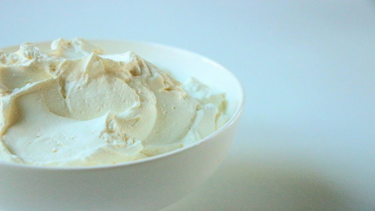 Kotitekoinen kefir-kermajuusto: kolme valmistustapaa, joilla voit hyödyntää sen probioottisia ominaisuuksia.