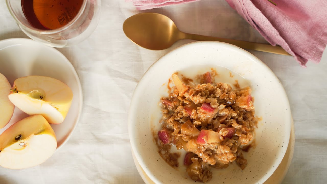 Vihreän omenan, kaurapuuron ja inkiväärin atole: terveellinen vaihtoehto tamaleille Kynttilöiden päivänä.