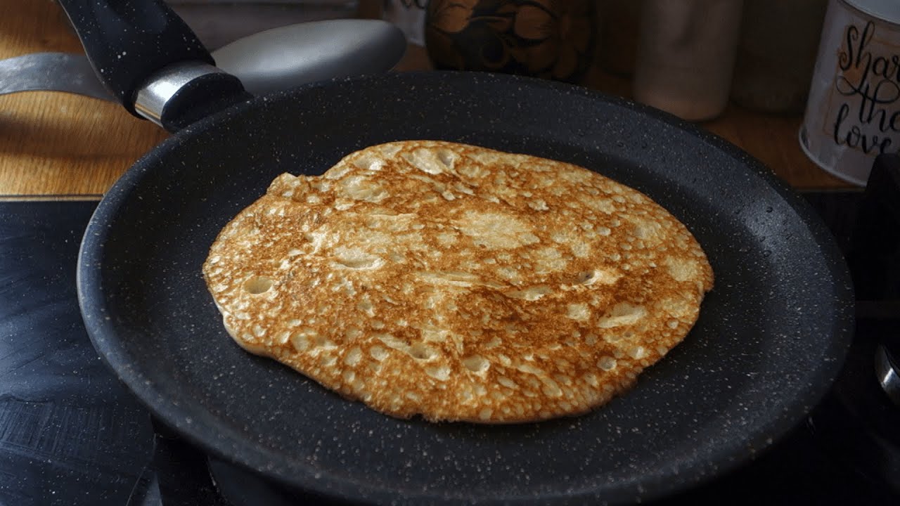 Keto-aamiainen töihin. Nämä pannukakut valmistuvat viidessä minuutissa ja pitävät nälän loitolla useita tunteja.