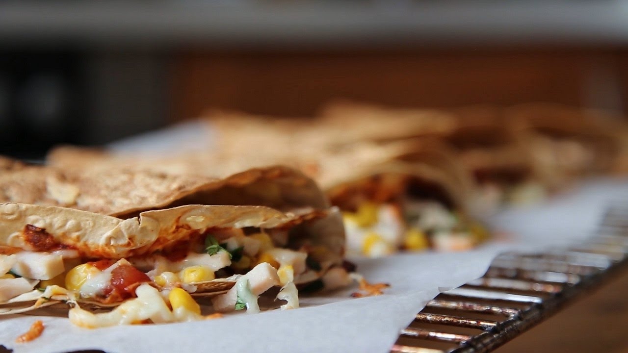 300 grammaa tuorejuustoa ja mannasuurimot: tässä uuniruokassa ei saa olla jauhoja – valmistamme ”Pilven”, kaikkein pehmeimmän ja maukkaimman