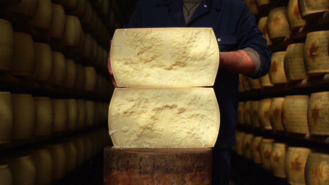 Sitä pidetään maailman terveellisimpänä juustona. Se on helposti sulavaa, vähäkalorista ja sisältää runsaasti vitamiineja ja kivennäisaineita.