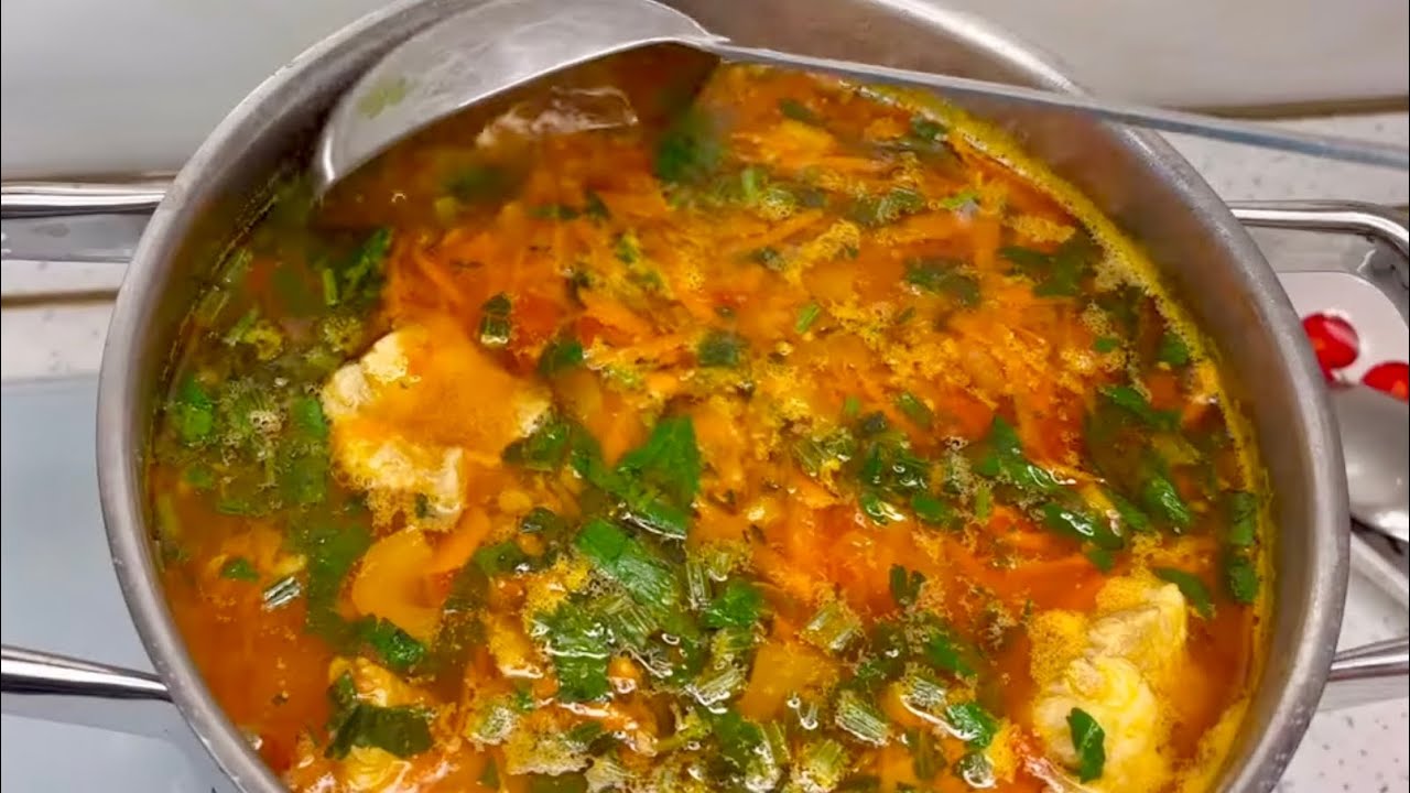 Äitini resepti, jonka ansiosta rakastuin linsseihin jo lapsena, sopii täydellisesti kylmään säähän ja valmistuu vain puolessa tunnissa.