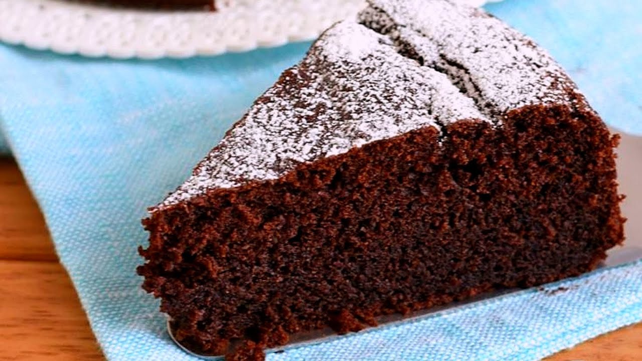 Pannulla valmistettu suklaakakku: helppo, nopea ja herkullinen resepti.