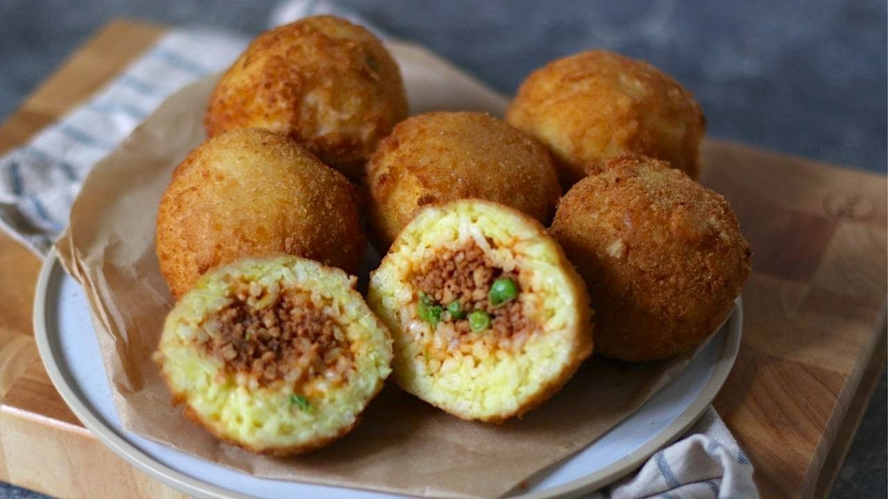 Riisipallot. Kuinka valmistaa arancini? Tärkeintä on täyte.
