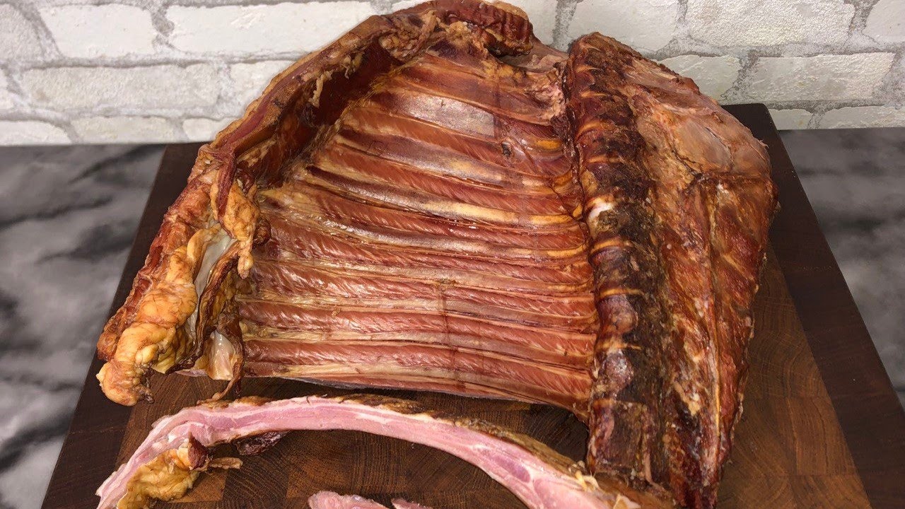 Tämä liha on vähärasvaisempaa ja terveellisempää kuin sianliha. Se sisältää runsaasti rautaa ja proteiinia, mutta se on marinoitava.