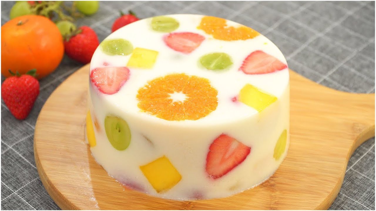 Kun talvella haluan jotain makeaa, teen tämän jälkiruoan. Proteiininen jogurttiblokki tyydyttää minut pitkäksi aikaa.