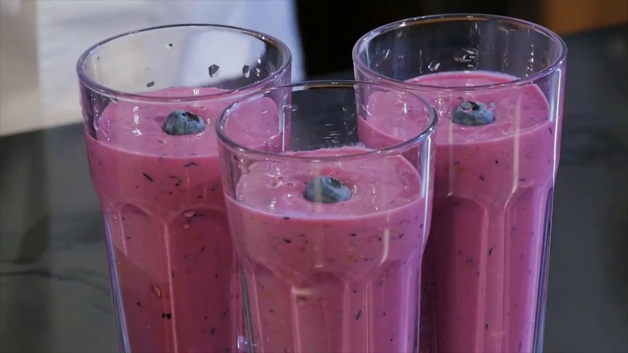 Hyödyllinen smoothie karpalosta ja banaanista 5 minuutissa
