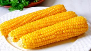 18 herkullista maissireseptiä, joiden avulla voit nauttia maissin parhaista ominaisuuksista edulliseen hintaan.