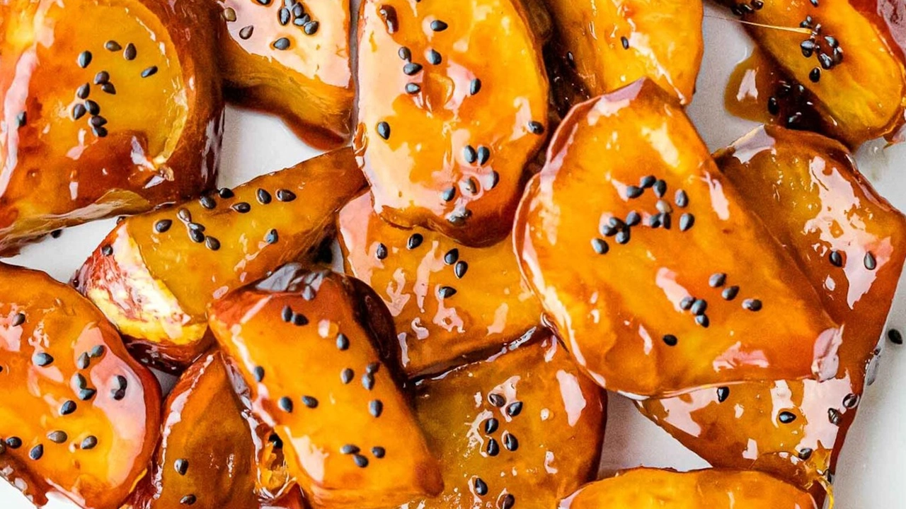 Ei paistettu eikä uunissa paistettu: miten makea peruna valmistetaan parhaiten, jotta sen ravintoaineet säilyvät mahdollisimman hyvin?